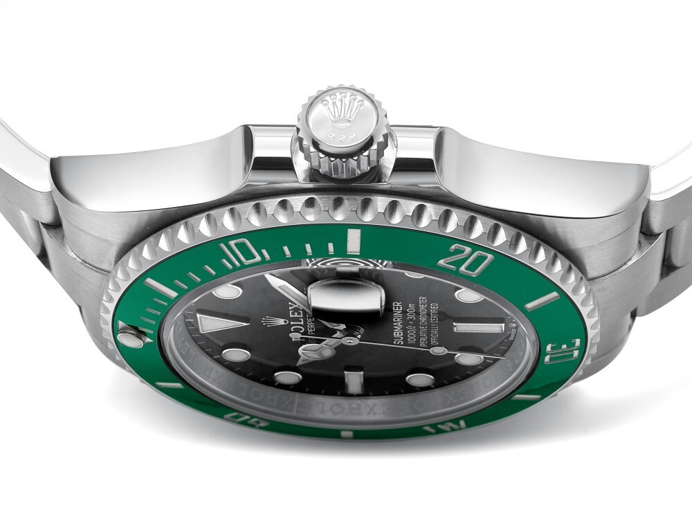 Rolex Oyster Perpetual Submariner Date green Cerachrom bezel