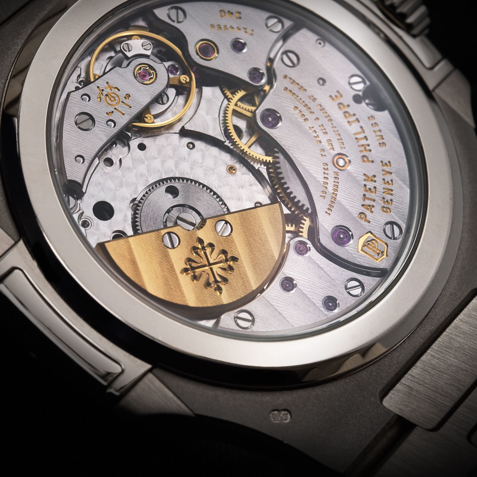 Patek Philippe Ref. 5740/1G-001 Manufacture finishing