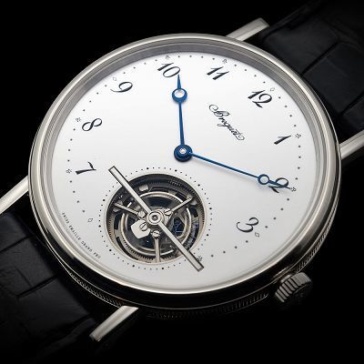 Breguet Classique 5367 movement macro view