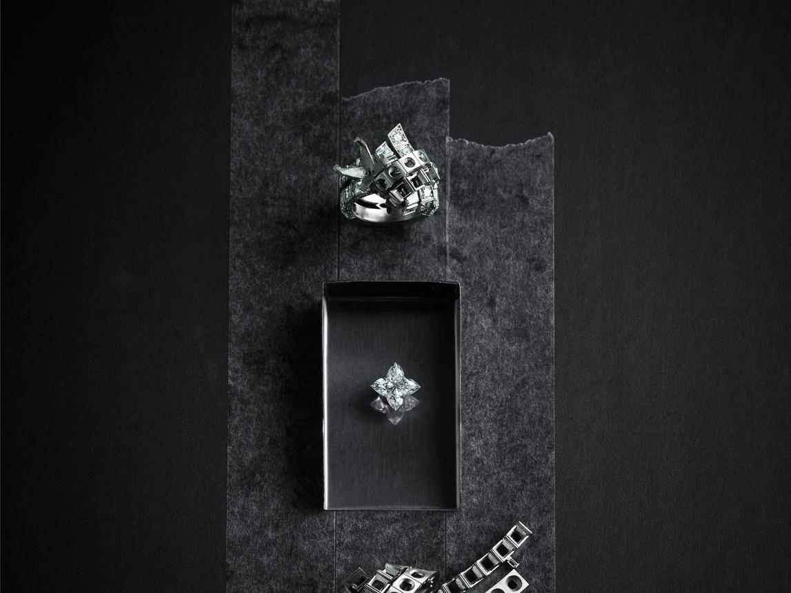 Louis Vuitton La Star du Nord diamond ring D color diamond
