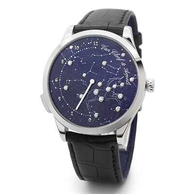Van Cleef & Arpels Midnight Nuit Lumineuse LED Dial Closeup