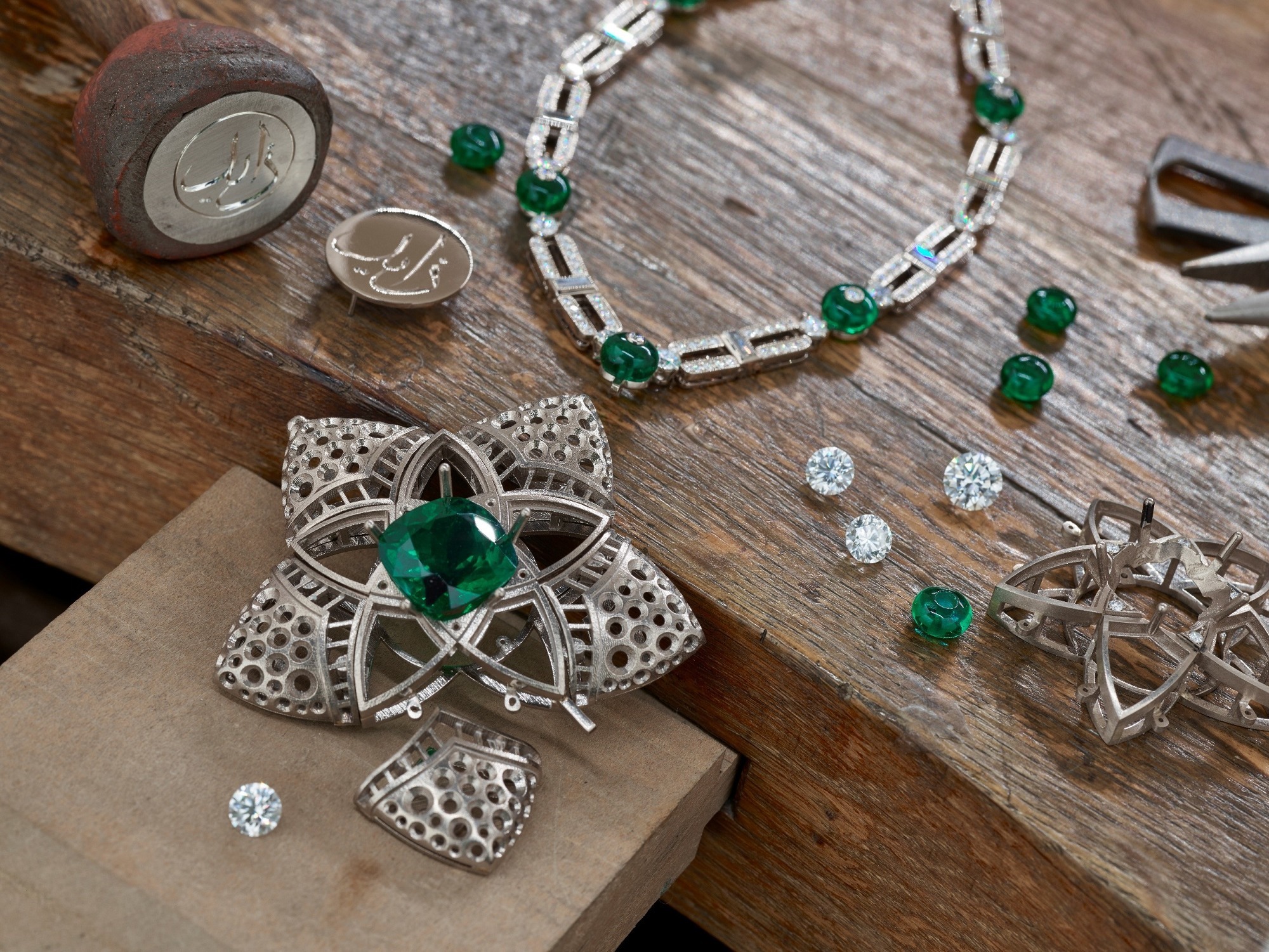 BVLGARI Jannah emerald necklace Colombian emerald pendant