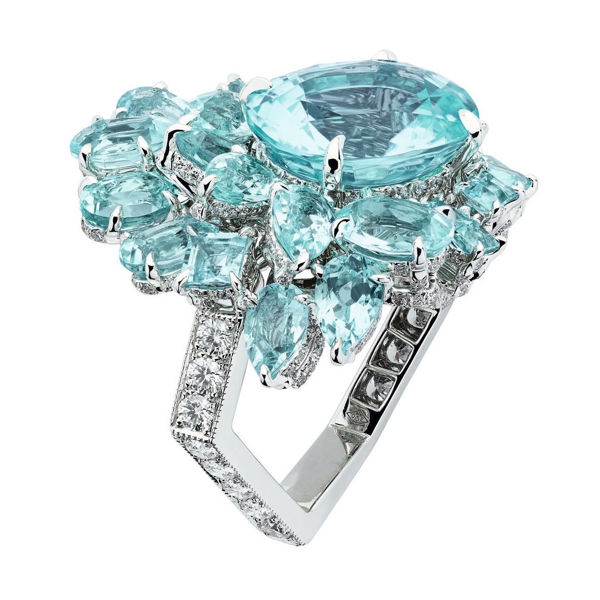 Dior Bleu Cyan Paraiba Ring with diamonds