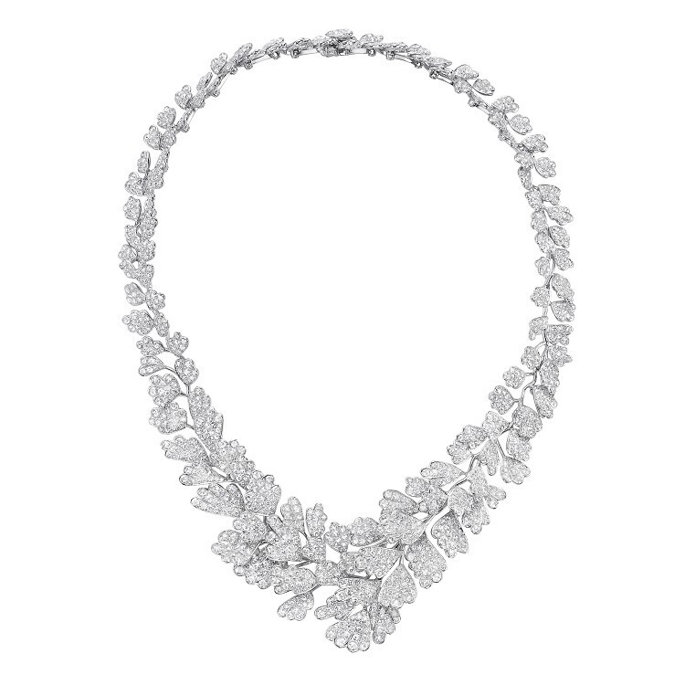 Close-up of the Cartier Adiante diamond necklace featuring rose-cut diamonds