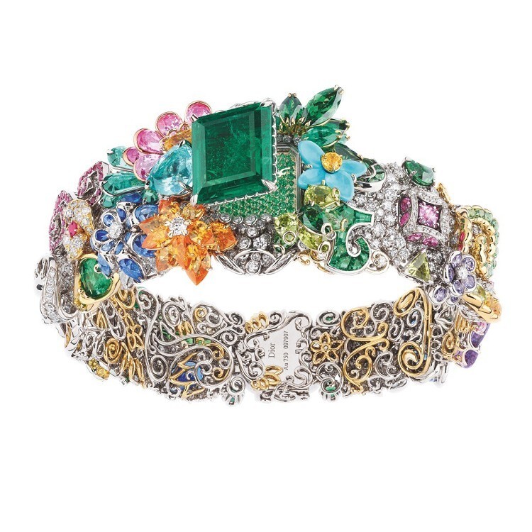 Close-up of the intricate gemstone setting on the Dior Parterre du Midi Émeraude Secret Watch cover