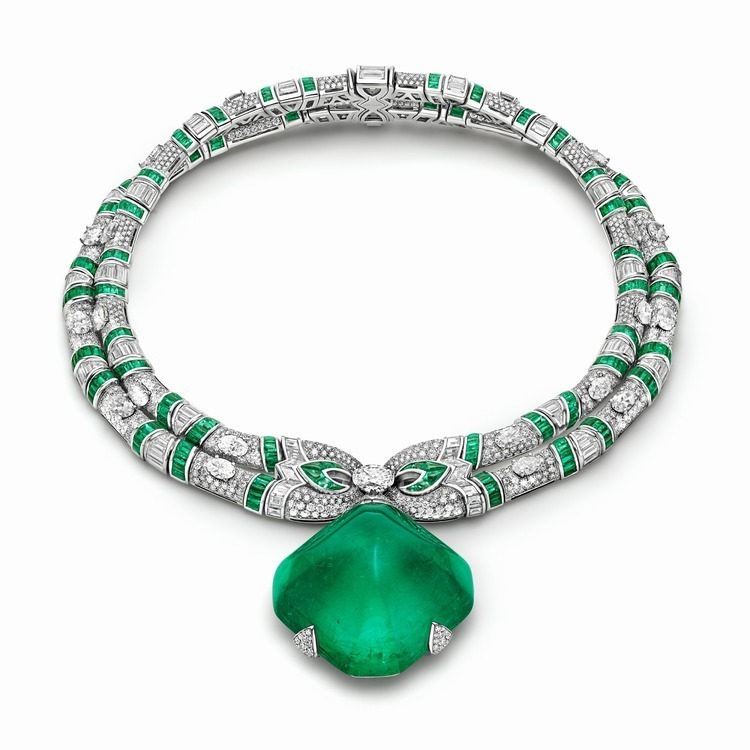 BVLGARI Muse of Rome Sugar Loaf Emerald Necklace