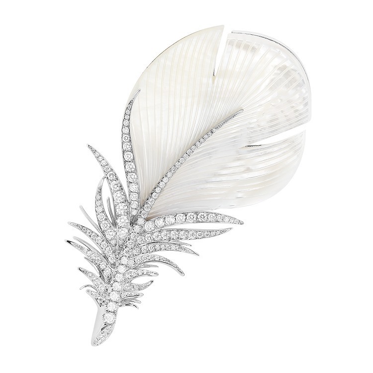 Boucheron Caresse de Plume brooch and ring