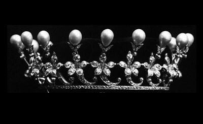 Boucheron Femmes Boréales series Nœud ring