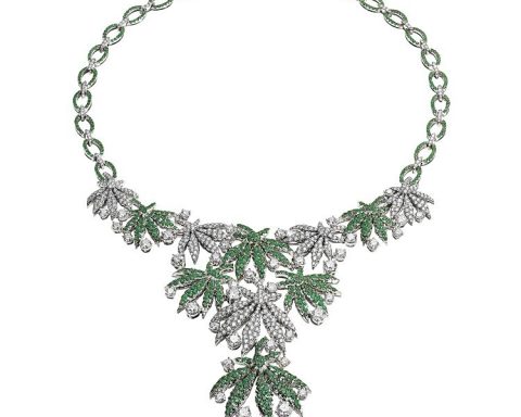 Bulgari Wild Pop plant leaf necklace