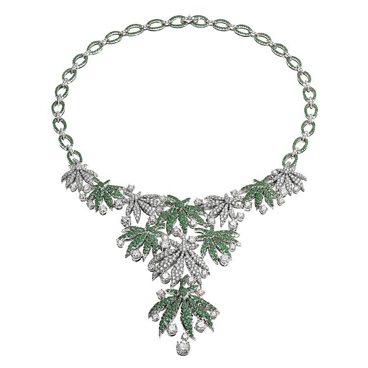 Bulgari Wild Pop plant leaf necklace