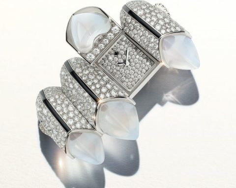 Cartier Polymorph Jaguar inspired timepiece brooch
