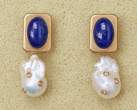 Céline Celine Baroque series Baroque pearl earrings