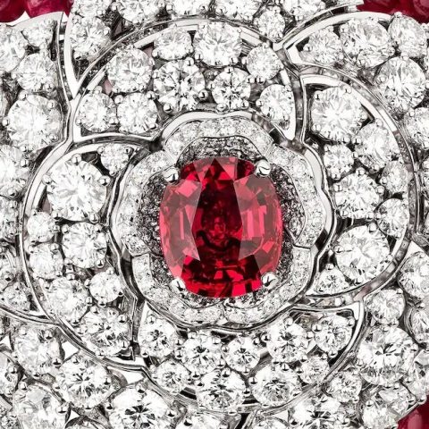 Chanel Chanel Rouge Incandescent camellia bracelet