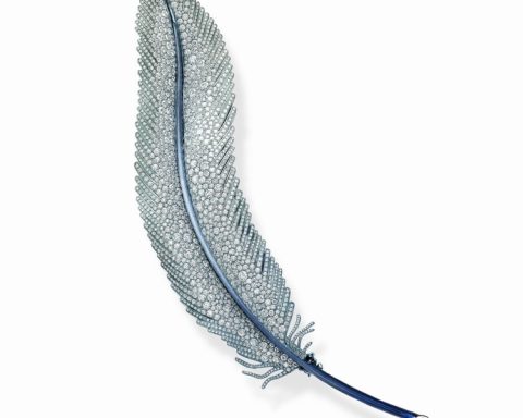 Chopard Red Carpet diamond quill brooch