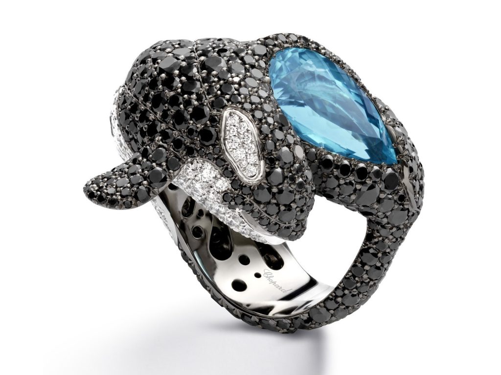 Chopard Red Carpet killer whale ring
