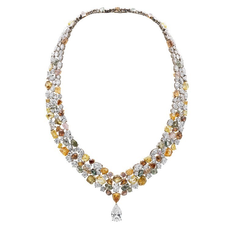 De Beers Soothing Lotus necklace
