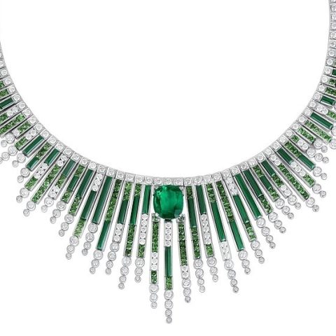 Garrard Amazonia white gold jewelry set