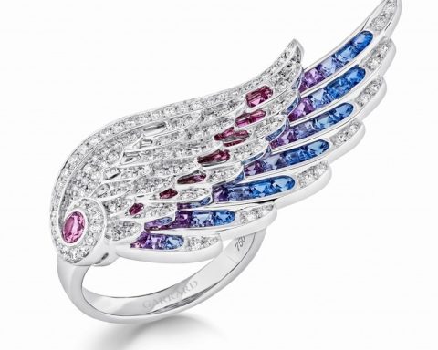 Garrard Wings Embrace Wings Ring
