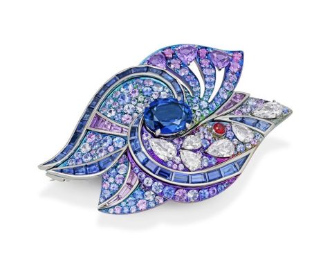 Gübelin Vibrant Wings Sapphire Ring