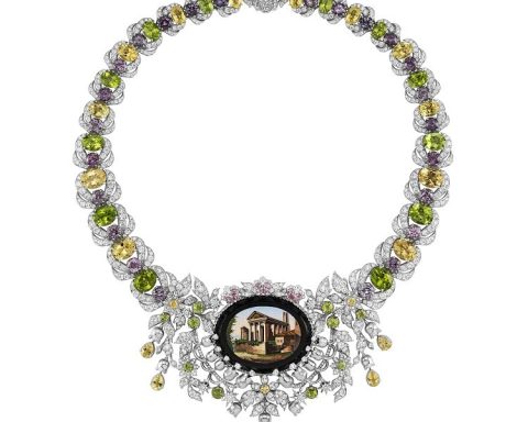 Gucci Hortus Deliciarum white gold necklace