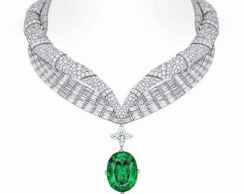 Louis Vuitton Louis Vuitton Grace tsavorite necklace