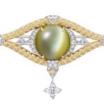 Louis Vuitton Louis Vuitton Keeper gold-green cat's eye brooch