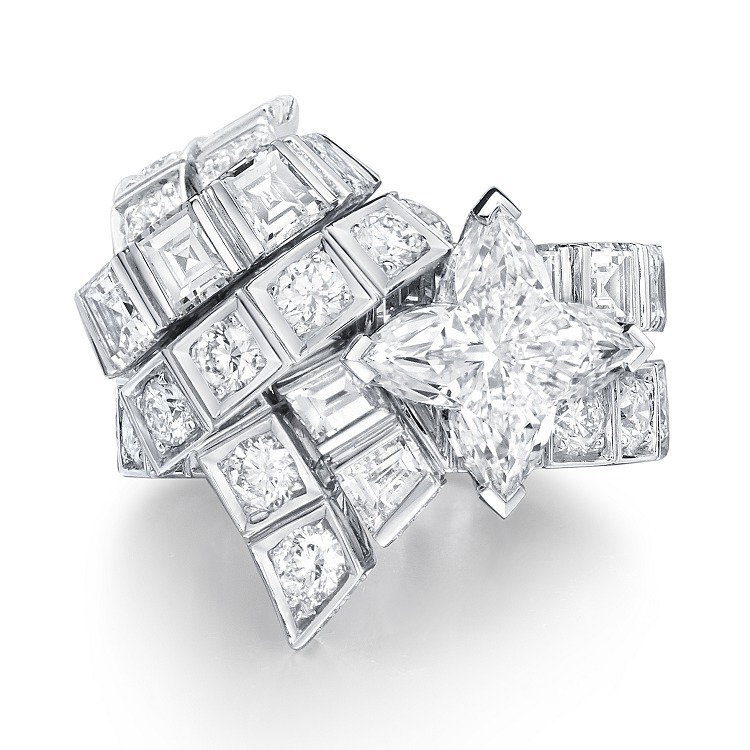 Louis Vuitton Louis Vuitton La Star du Nord diamond ring