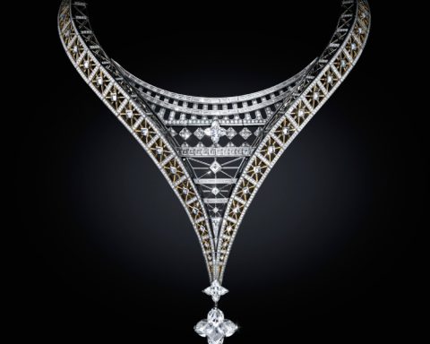 Louis Vuitton Louis Vuitton Victoire Triumph Diamond Necklace