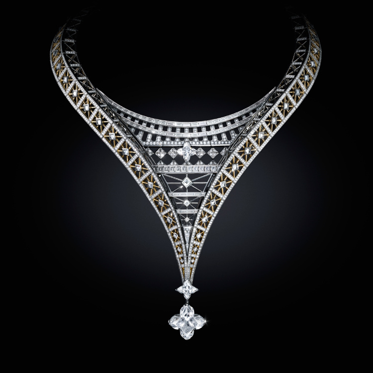 Louis Vuitton Louis Vuitton Victoire Triumph Diamond Necklace