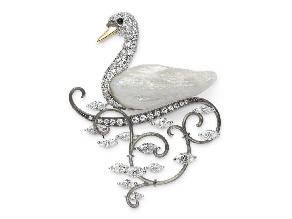 Mikimoto Jardin Mysterieux swan brooch