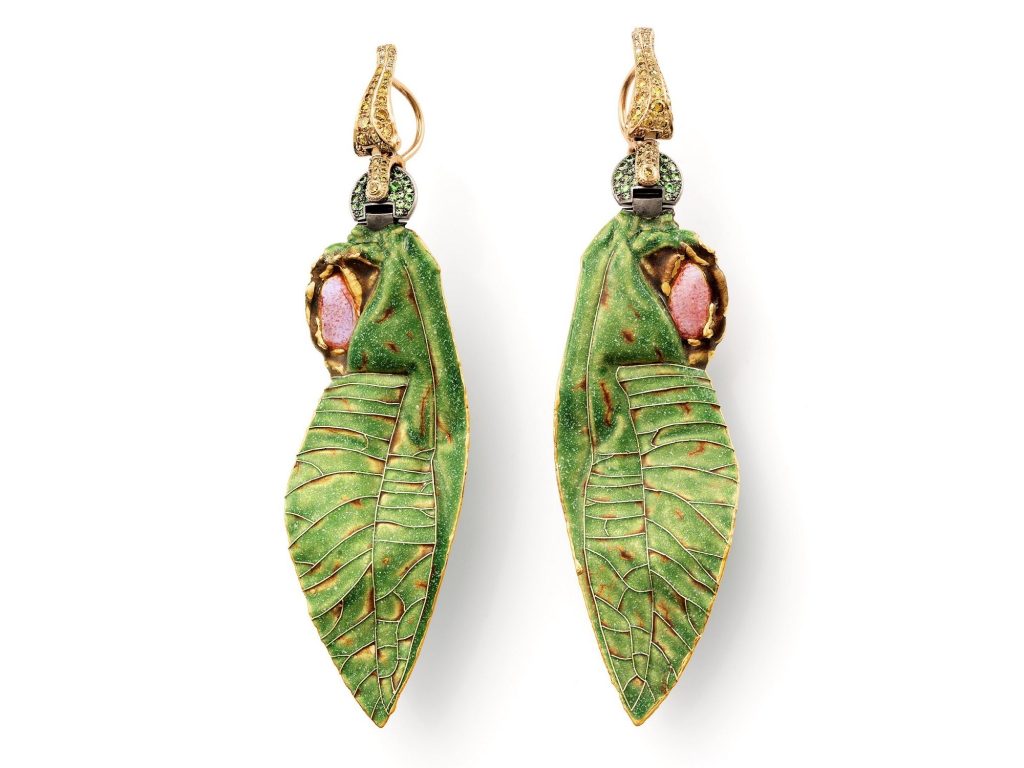 Otto Jakob Tettix "Grasshopper" Gold Drop Earrings