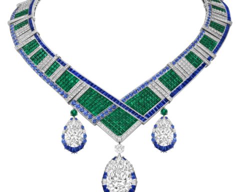 Van Cleef & Arpels Chevron Mystérieux diamond necklace