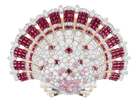 Van Cleef & Arpels Coquillage Mystérieux ruby ​​brooch