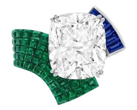 Van Cleef & Arpels Écho Mystérieux diamond ring and earrings