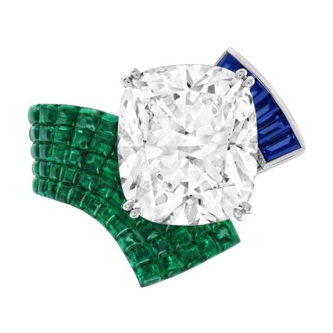 Van Cleef & Arpels Écho Mystérieux diamond ring and earrings