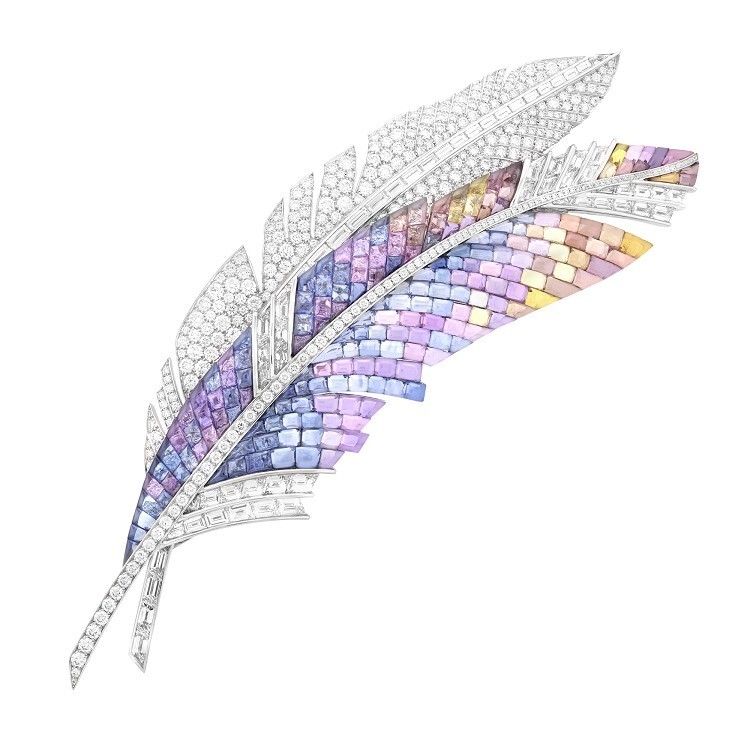Van Cleef & Arpels Panache Mystérieux white gold brooch