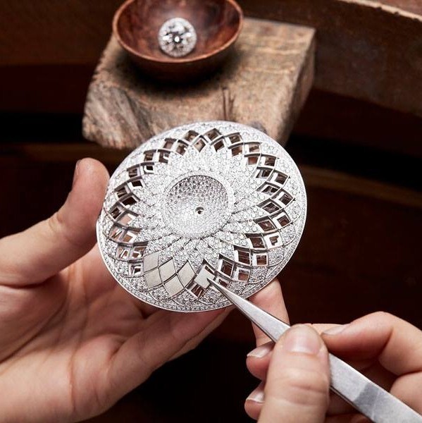 Elevated view of the Boucheron Rostov pendant, demonstrating its three-dimensional, architectural form