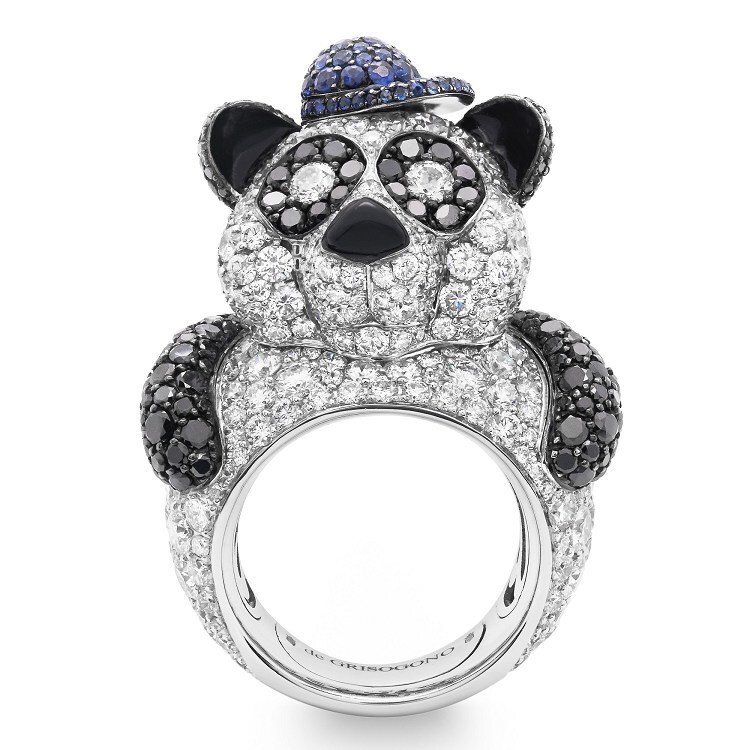 Close-up of the De Grisogono Hip-Hop Panda Ring showcasing the rotating sapphire hat