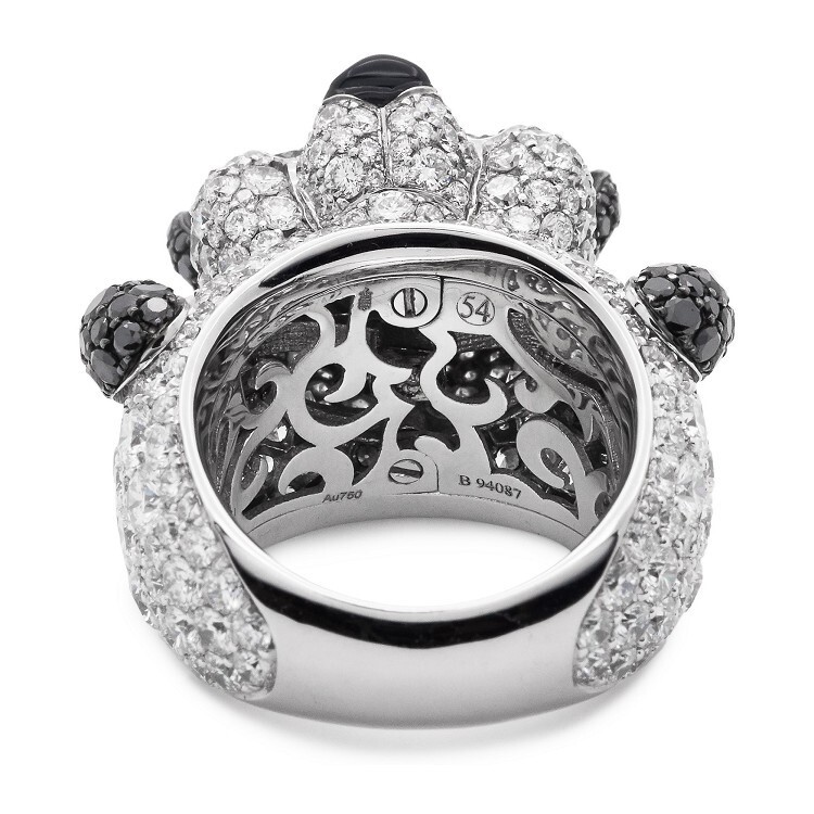 De Grisogono Hip-Hop Panda Ring from the Crazymals collection, detailed view