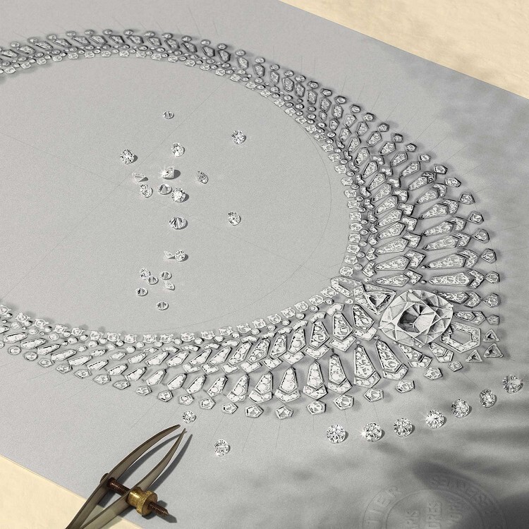 Detailed shot of the Cartier Étourdissant necklace, emphasizing the removable lower half and waterfall diamond arrangement