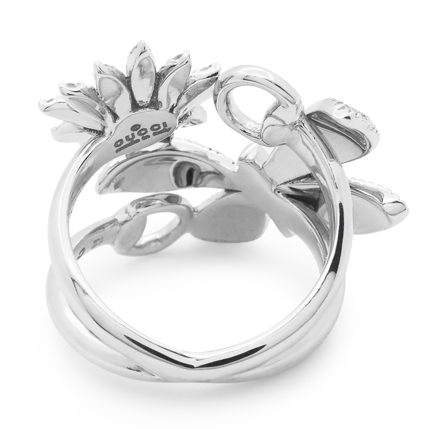 A lifestyle shot suggesting the Gucci Flora diamond ring being worn, showcasing its luxurious appeal.