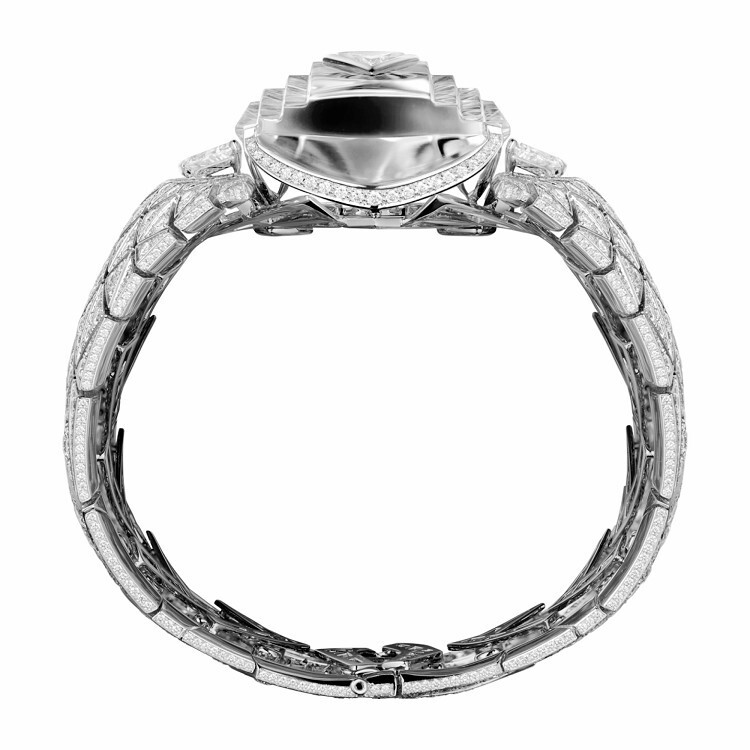 The Cartier Étourdissant Romanov Bracelet showcasing the sapphire and diamond embellishments.