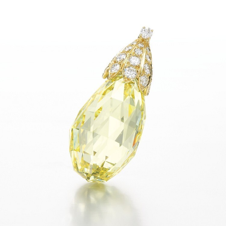 Elegant display of the Van Cleef & Arpels Walska Briolette Diamond Brooch, emphasizing its luxurious craftsmanship