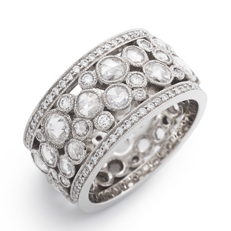 Detailed side profile of the Tiffany & Co. Tiffany Garden Ring, highlighting the platinum band and diamond arrangement.
