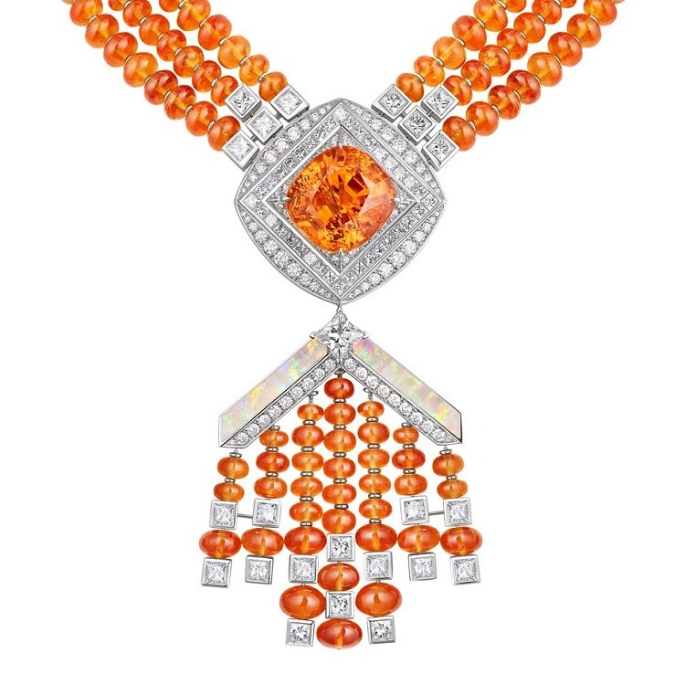 Close-up of the Louis Vuitton Chain Attraction necklace's central pendant