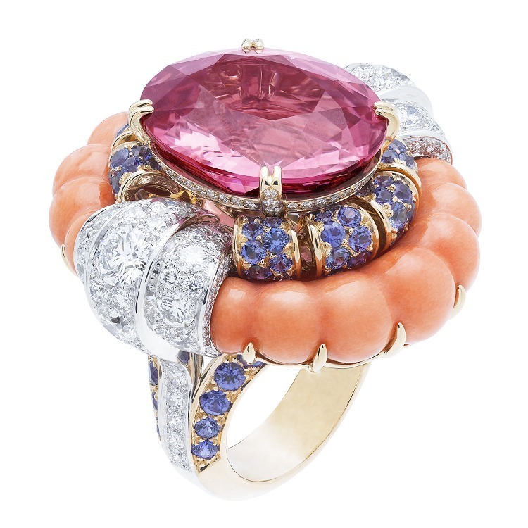 Close-up of the Van Cleef & Arpels 'Summer Cocktail' ring with intricate coral detailing and pink spinel