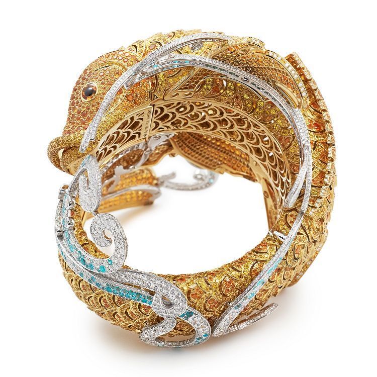 Artistic representation of the Van Cleef & Arpels Carpe Koï bracelet watch, emphasizing the luxurious feel and exceptional craftsmanship of this unique timepiece.