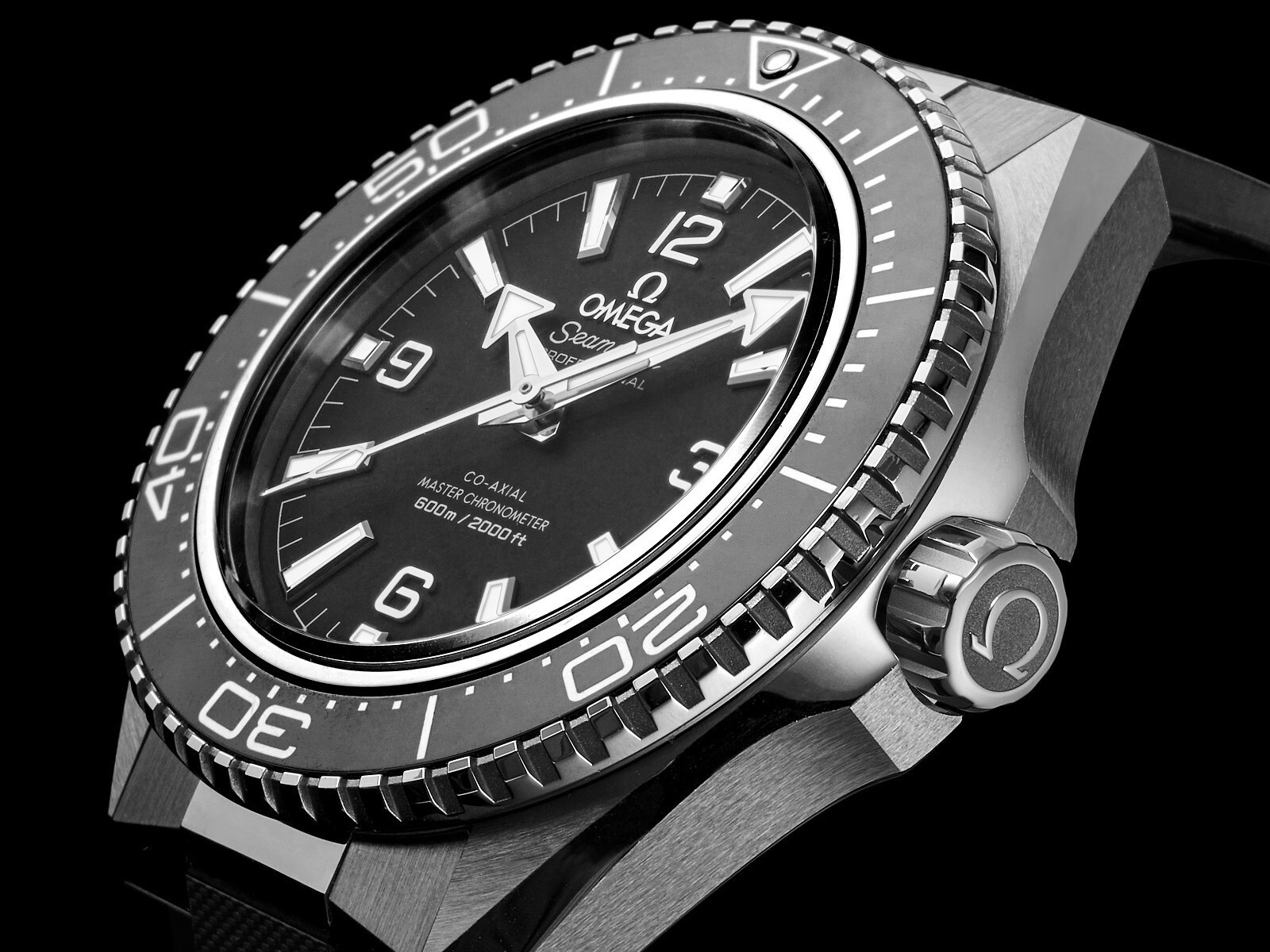 OMEGA Seamaster Planet Ocean 600M Diving Watch matte black dial