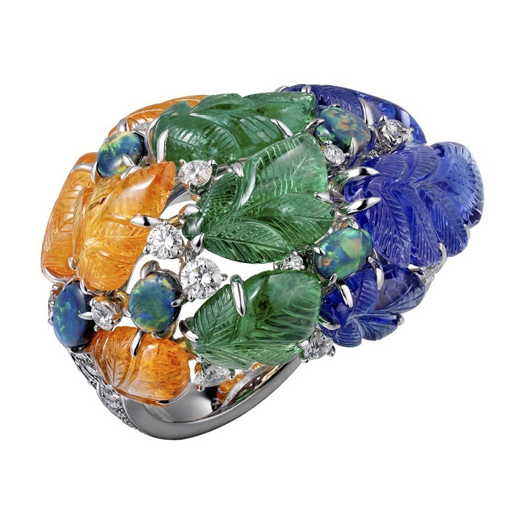 Cartier Étourdissant Pushkar Ring with spessartite garnets, tsavorites, tanzanites, black opals, and diamonds on white gold, top view