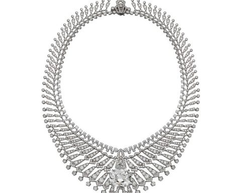 Cartier Étourdissant Cartier necklace